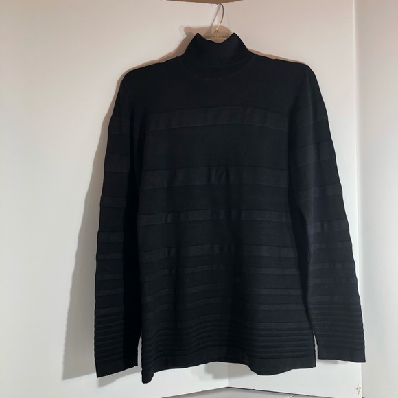 CALVIN KLEIN SIZE M BLACK TURTLE NECK PULL OVER - Picture 7 of 8